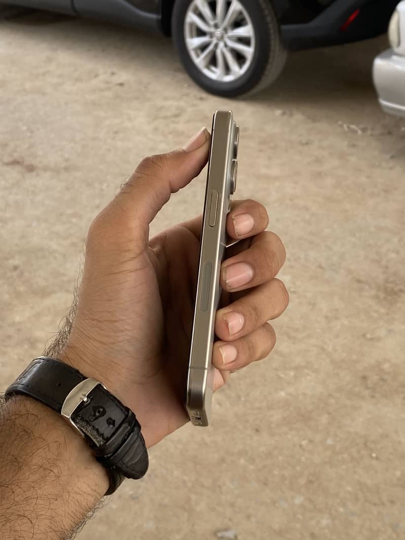 iPhone 15 pro 1