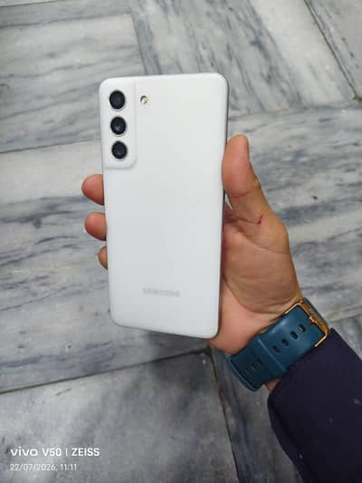 Samsung Mobile S21 FE
