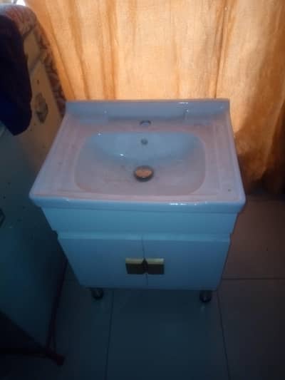 Slightly used Vanity for Sale