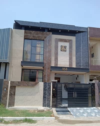5 Marla brand new ultra modern design house for sale