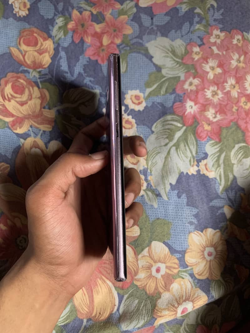 Samsung Note 9 4
