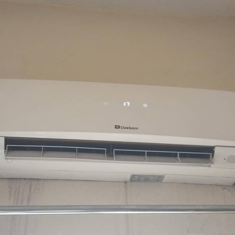 Dawlance Split Ac 1 ton 8