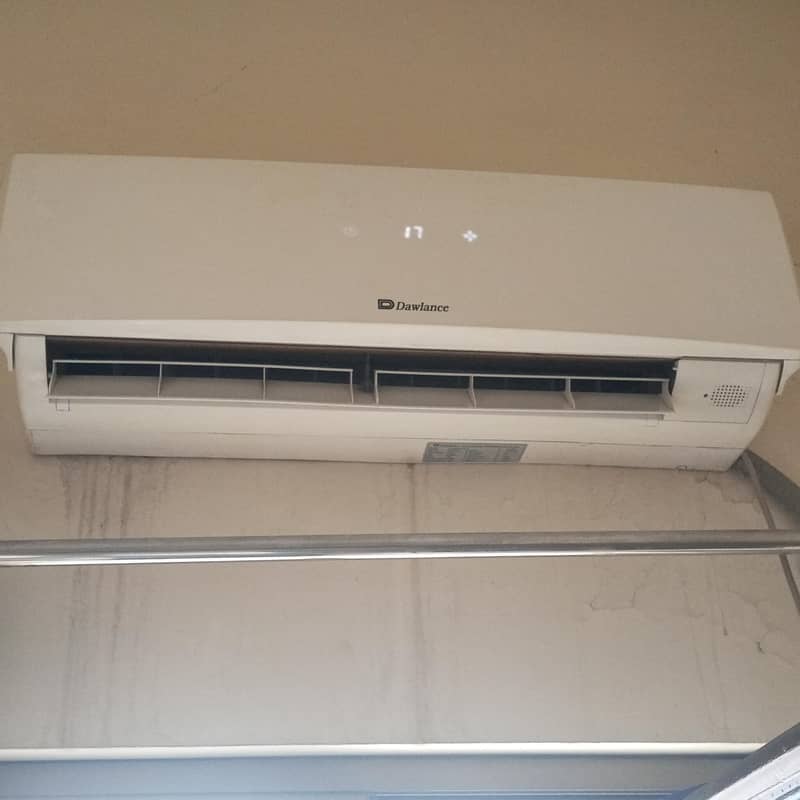 Dawlance Split Ac 1 ton 10