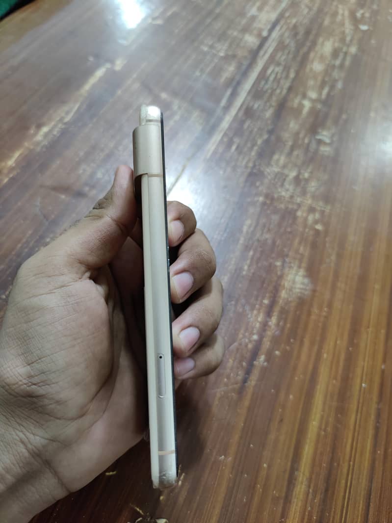 Google pixel 8 5