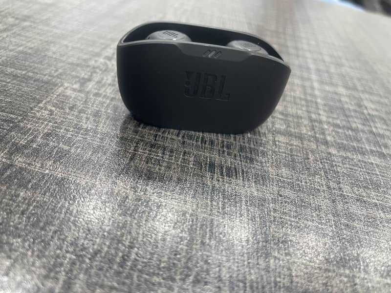 JBL Live Pro Plus 1