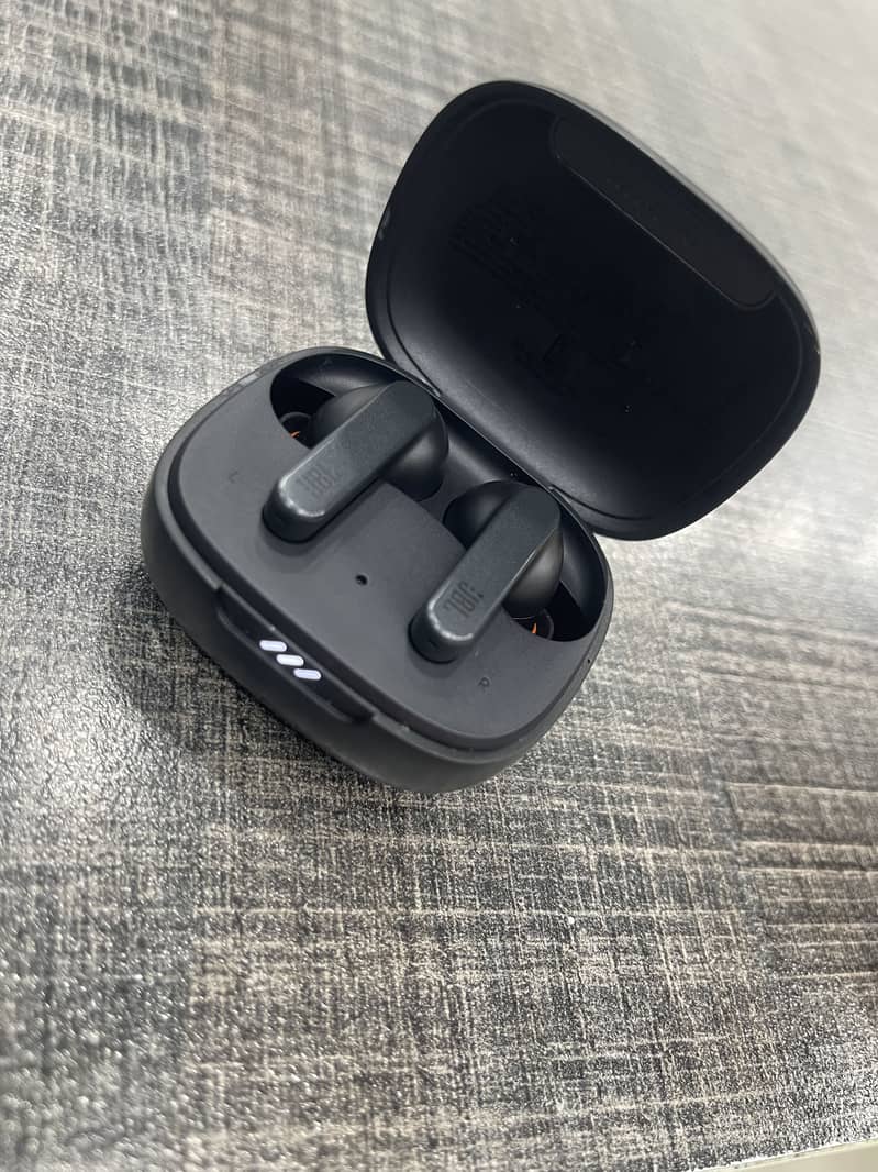 JBL Live Pro Plus 5