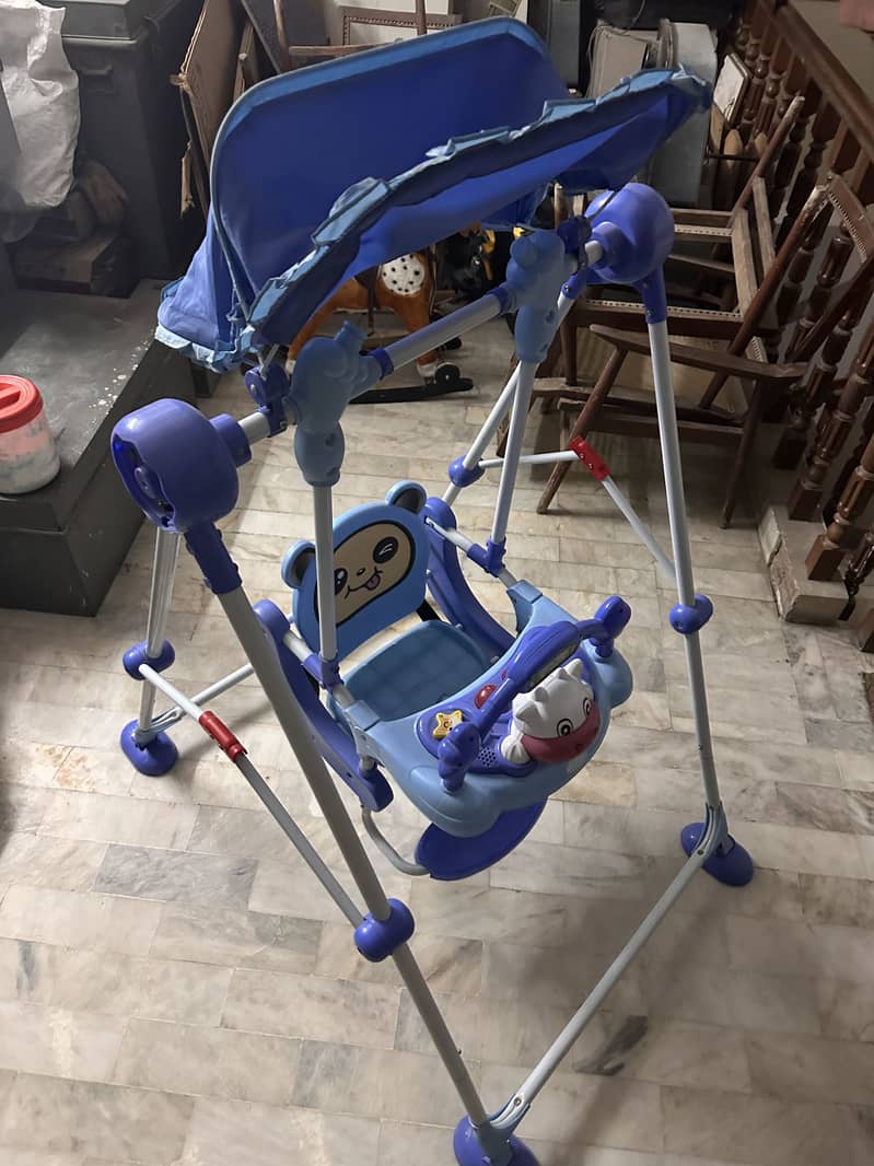 Swing. 10/10. 1