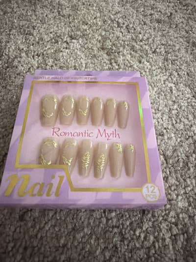 Aclaric nails