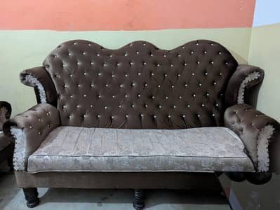 7 Seater Sofa Set With Table