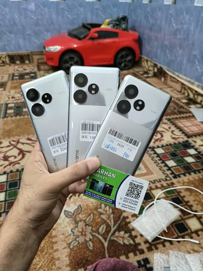 Realme GT NEO 6,SE brand new stock 0,3,1,3,7,2,1,4,2,8,8