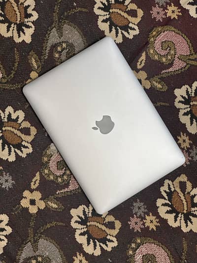 Apple MacBook Air 2013 (Core i5) 13inch