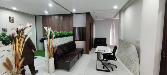4 Marla 3rd Floor On Main Boulevard
