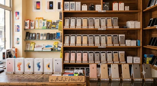 iPhone 6S PTA pro 128gb memory 10.10 condition or battery health 100