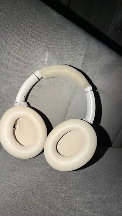 Sony WH-1000XM4 Headphones  xm4 Great Sound | Good Condition