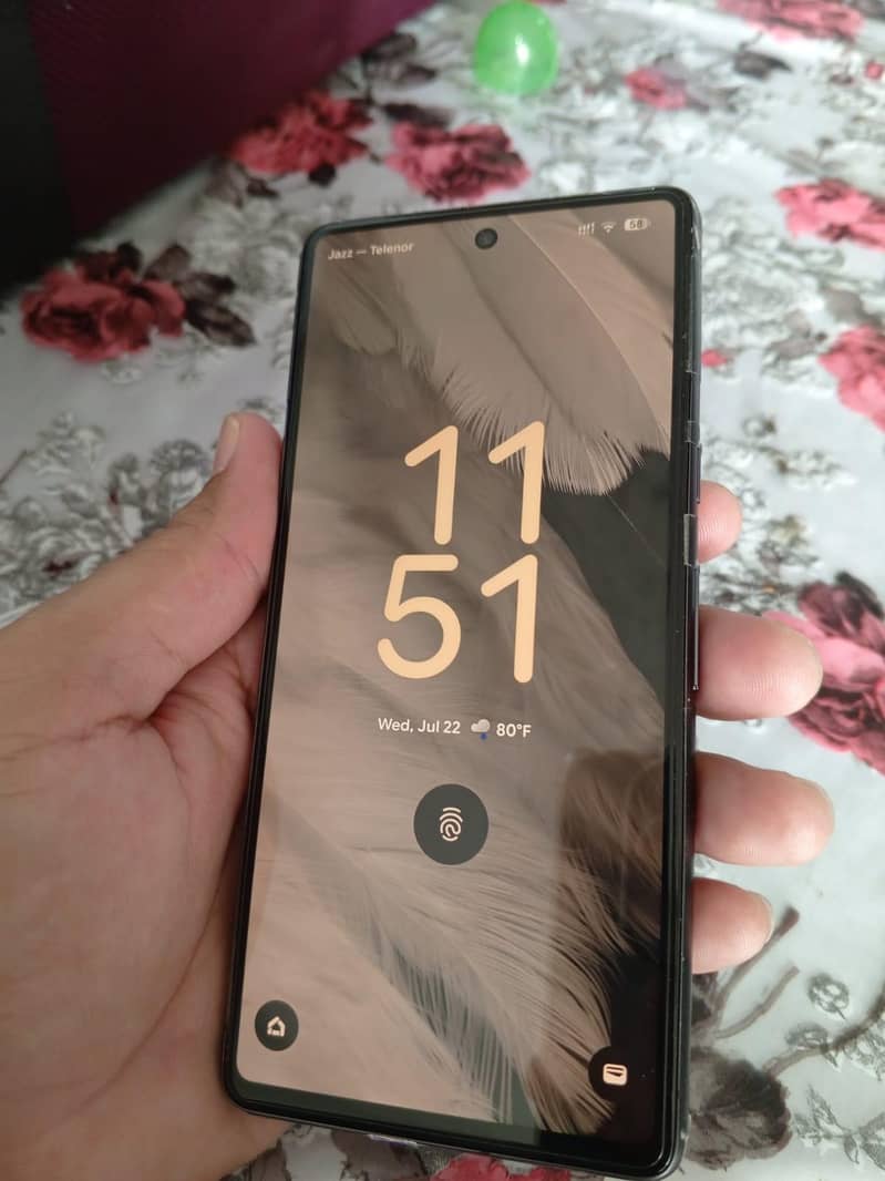 Google Pixel 7 4