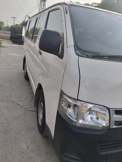 Toyota Hiace200 2013
