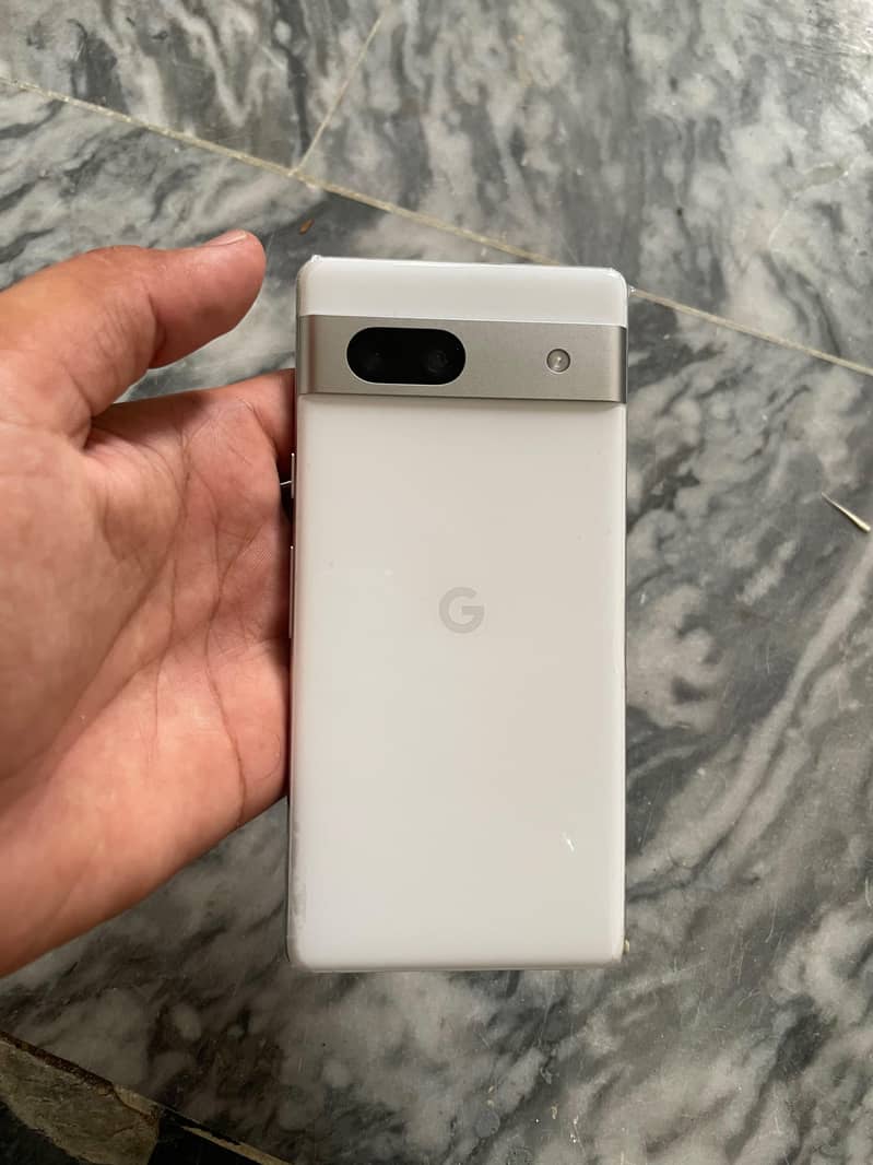 Google Pixel 7a 2