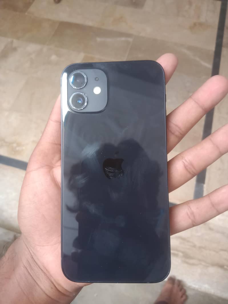 Apple iPhone 12 3