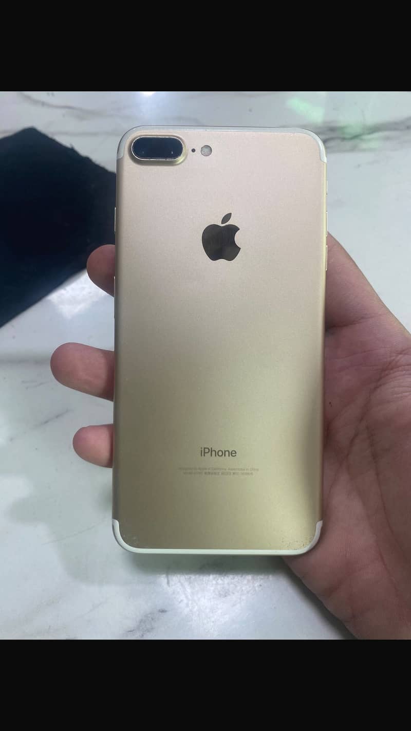 Apple iPhone 7 Plus 0