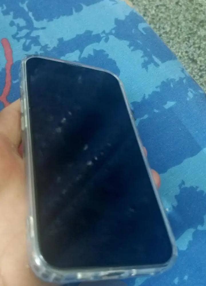 Apple iPhone 13 3