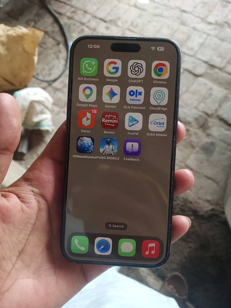 Apple iPhone 15 plus 2