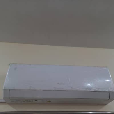 gree AC 1:5 ton inverter
