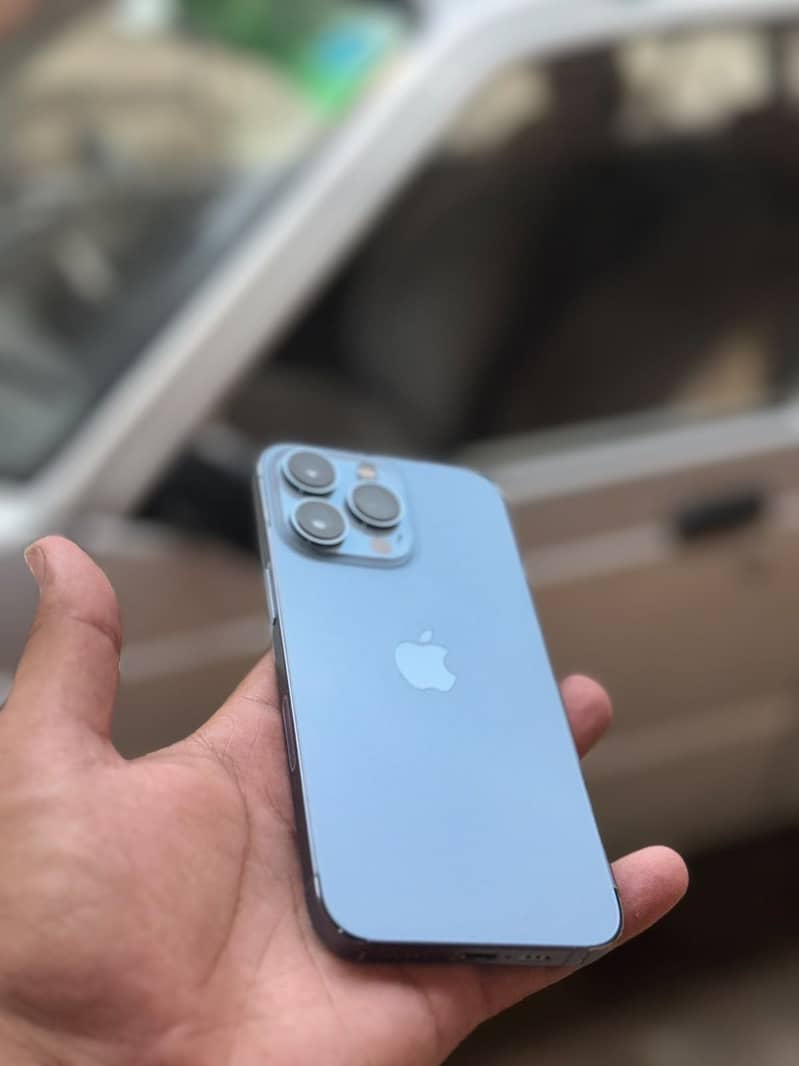 Iphone 13 pro 4
