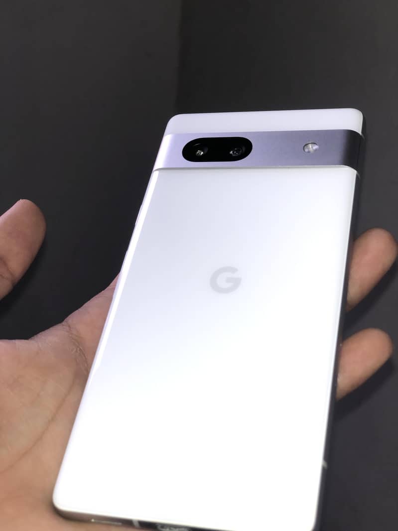 Google Pixel 7a 2