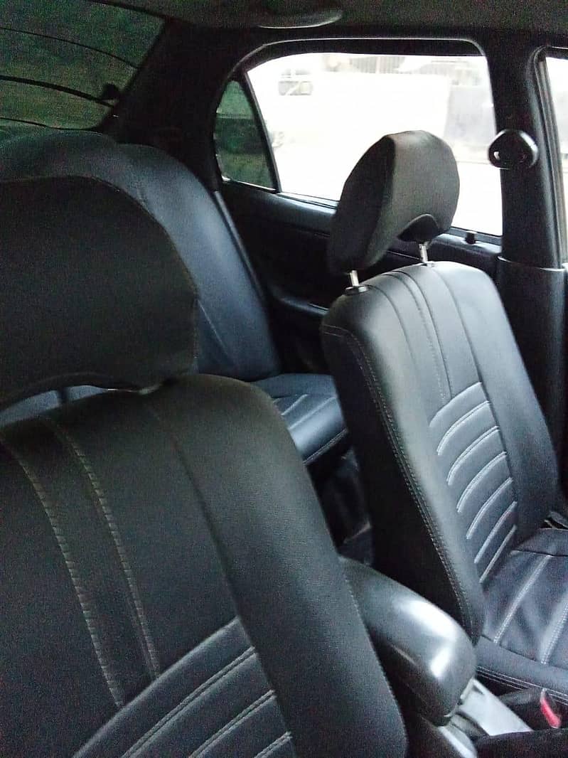 Corolla Indus 1.5 4