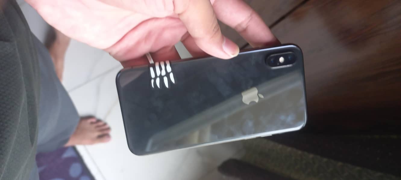Apple iPhone X 1