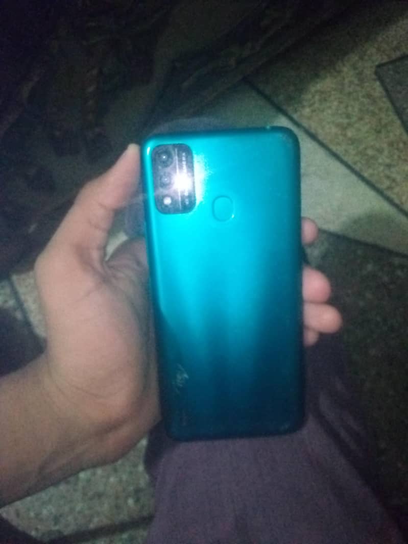Itel A48 17