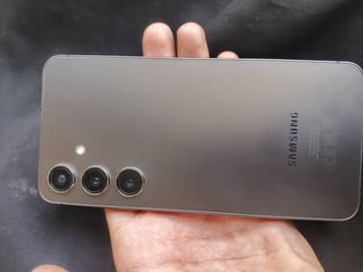 Samsung S24 box+charger