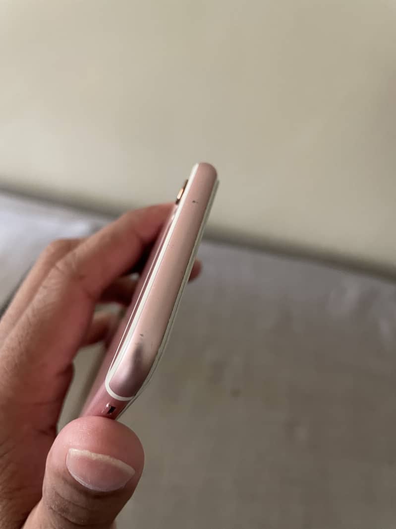 iPhone 6s 4