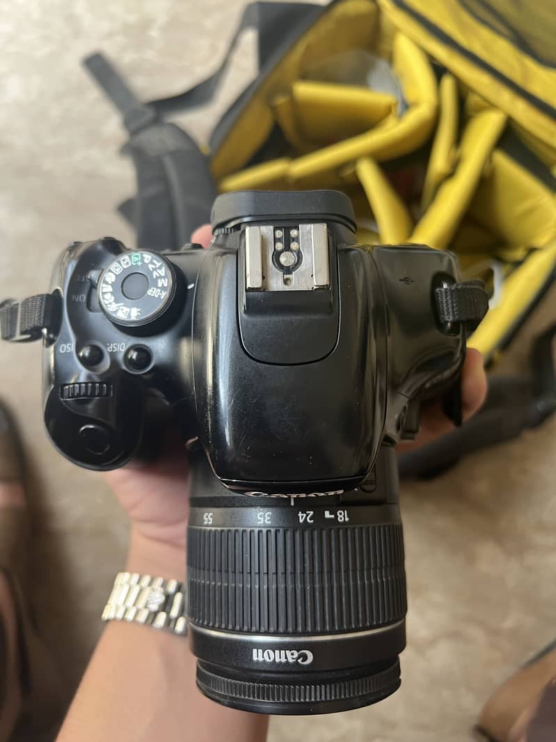 Camera Cannon 600-D 5