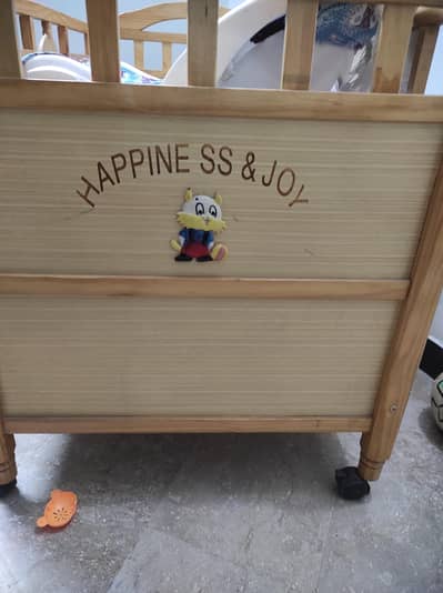baby cot