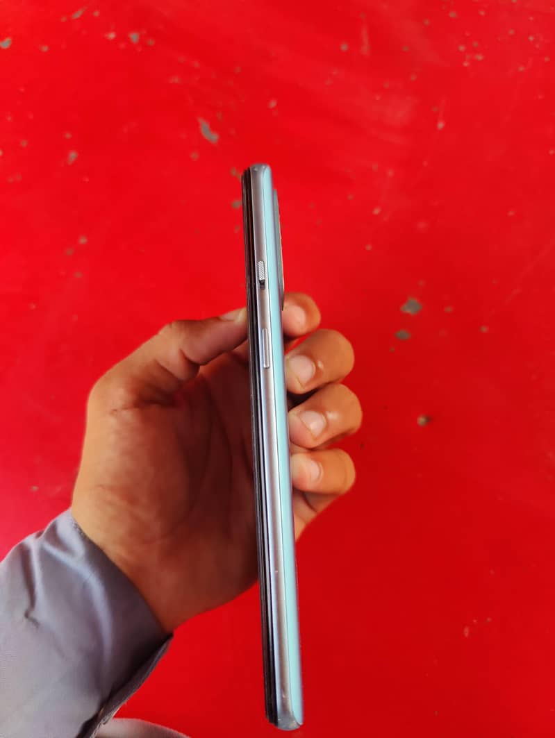 One plus 9R 1