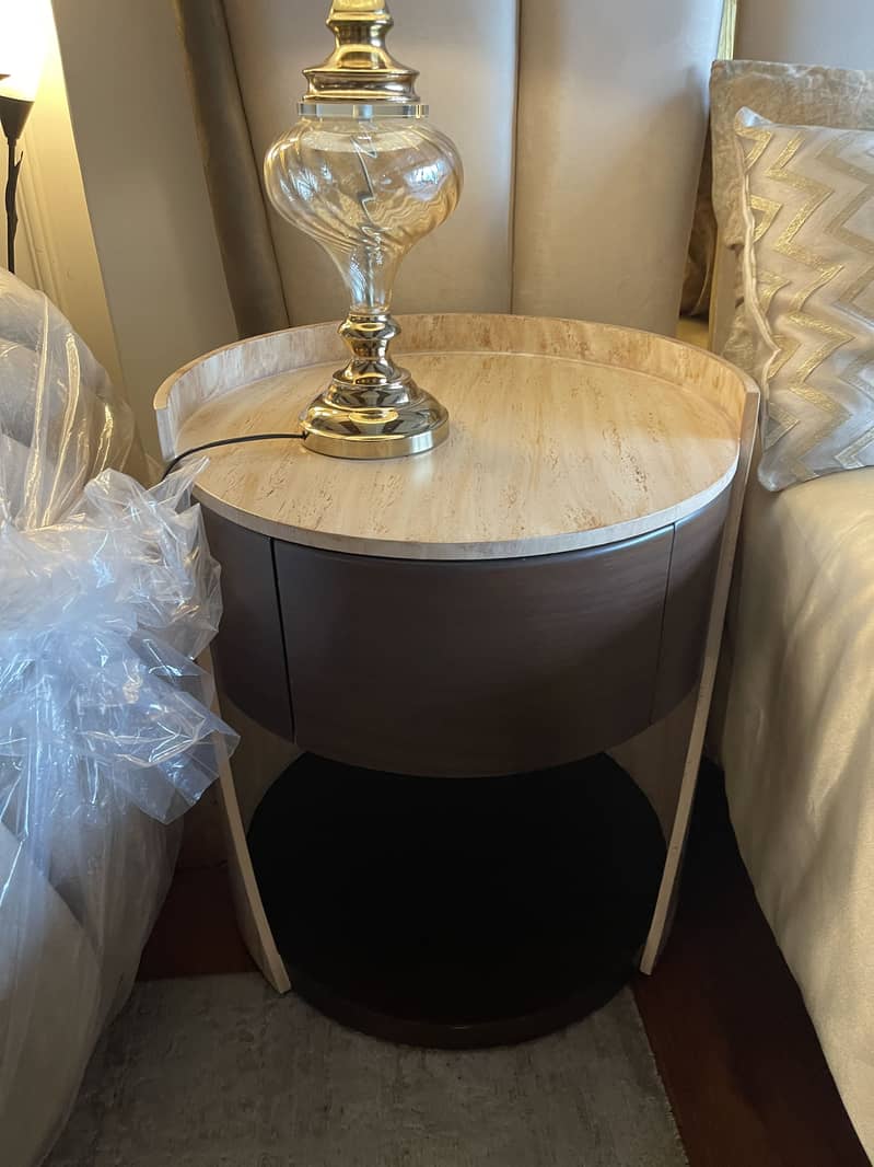 Bed with side tables 2