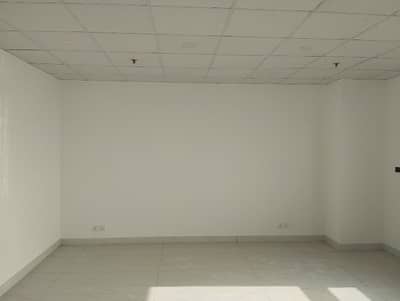 Grand Square Mall Office Sized 800 Square Feet