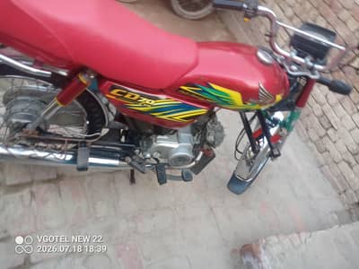 Honda 70cc far sall  okay Hai