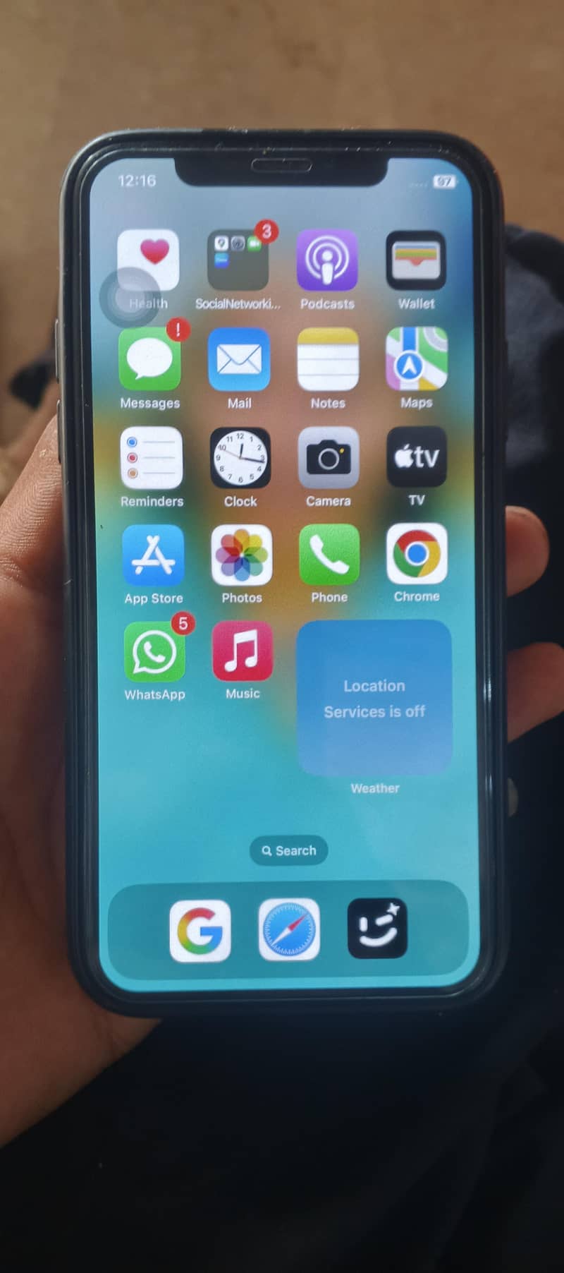 Apple iPhone X 4