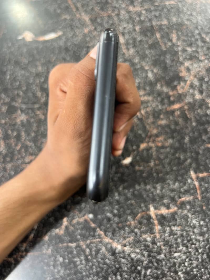 Apple iPhone 7 Plus 1