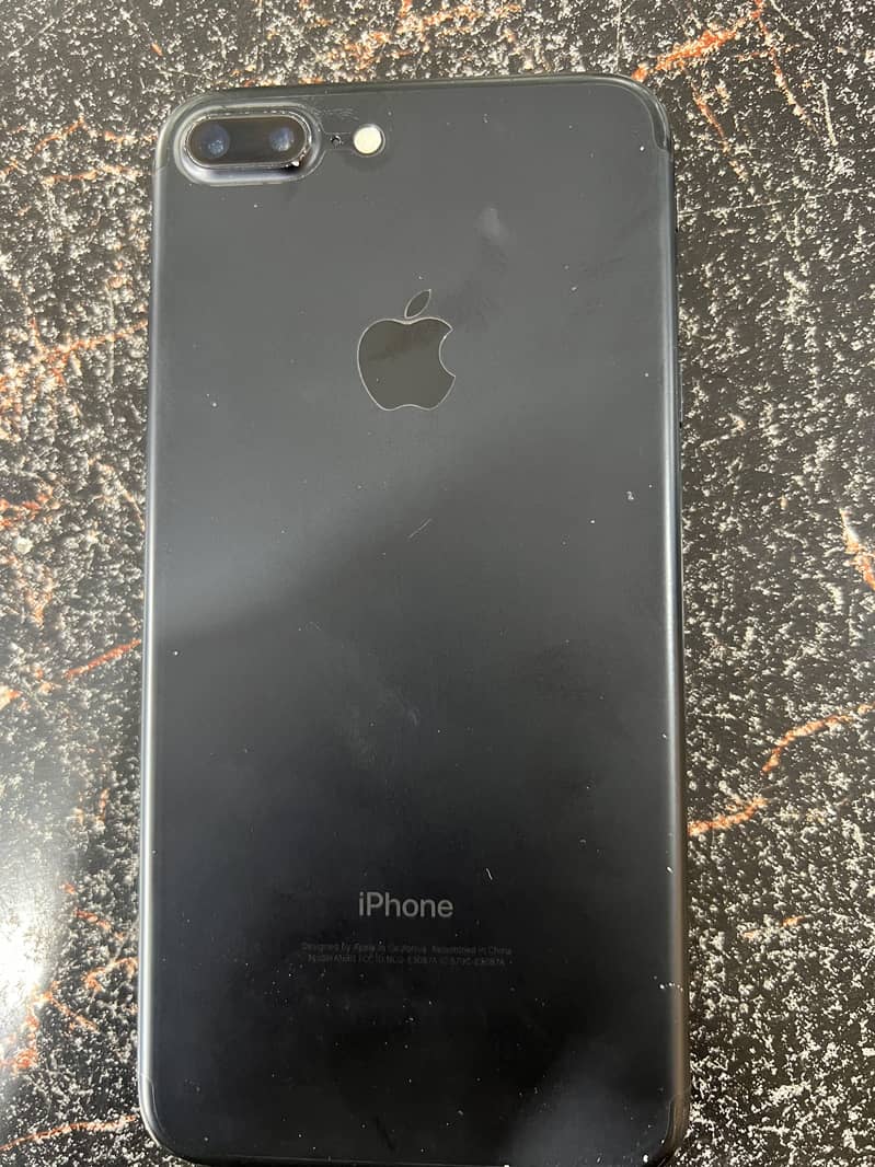 Apple iPhone 7 Plus 2