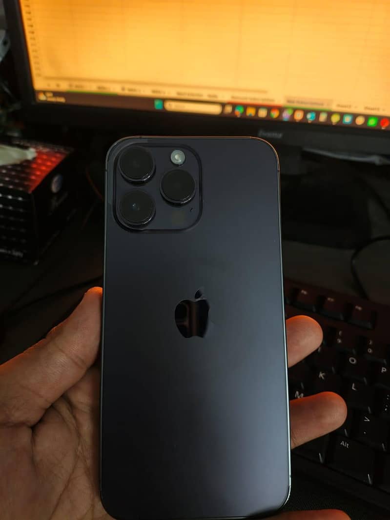 Iphone 14 pro max 1