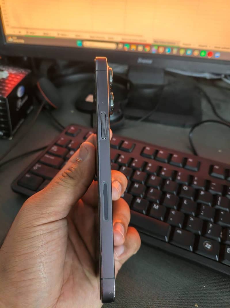 Iphone 14 pro max 3