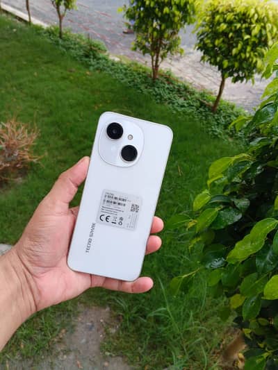 Tecno Spark Go 1