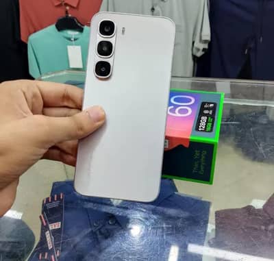 Infinix Hot 60 Pro