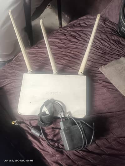 Tenda wifi router