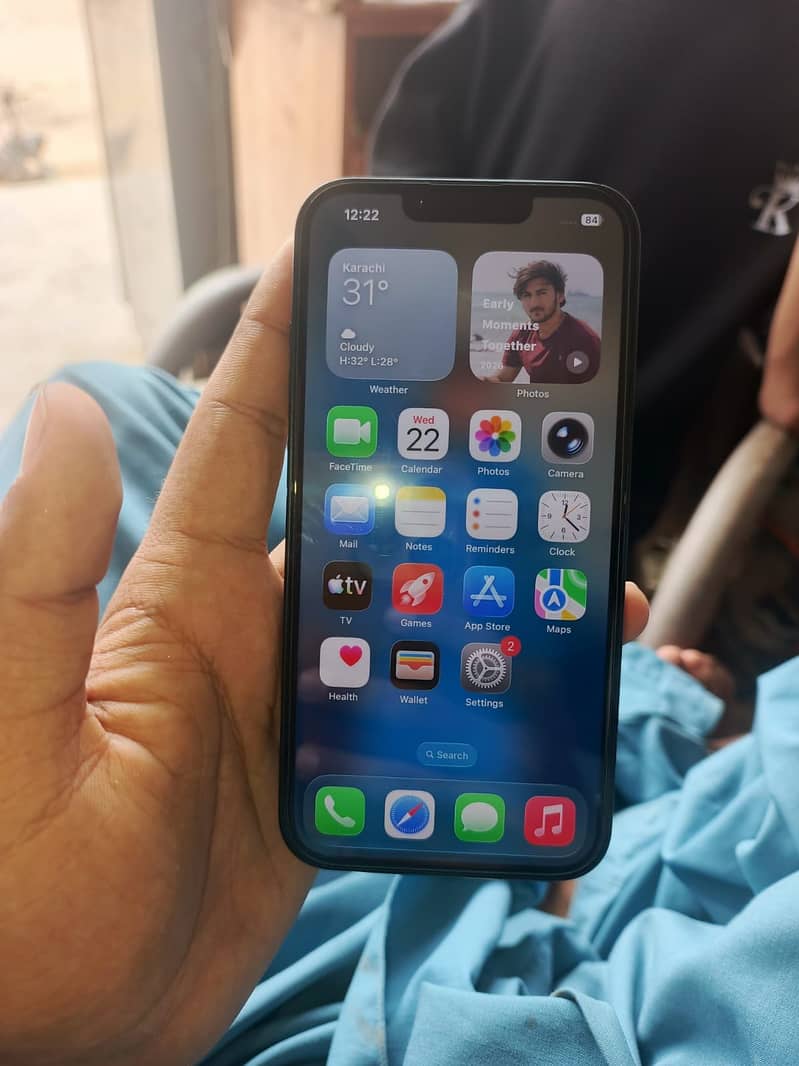 Apple iPhone 13 1