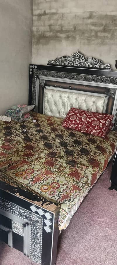 used king size bed in affordable price