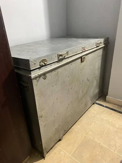 Large Galvanised Metal Sandook / Storage Trunk / Petti